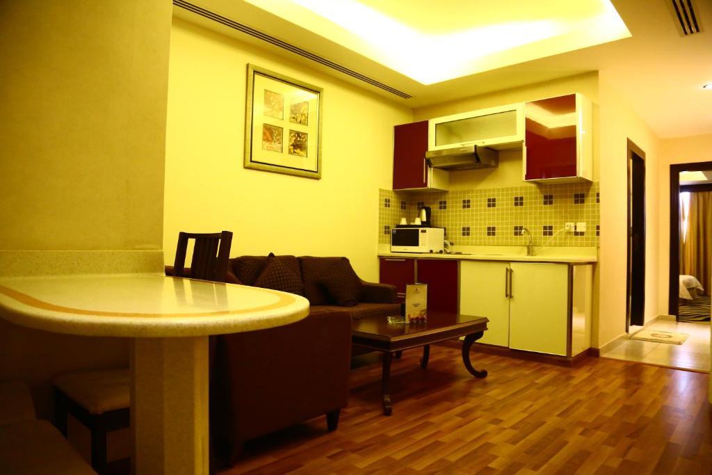 Sanam Hotel Suites - Riyad Oda fotoğraf